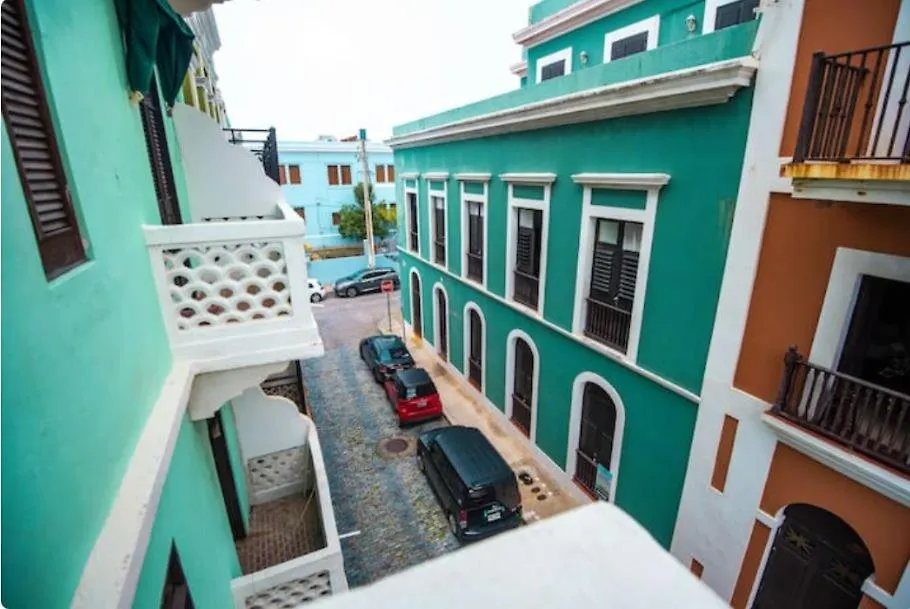 305 San Sebastian St Daire San Juan