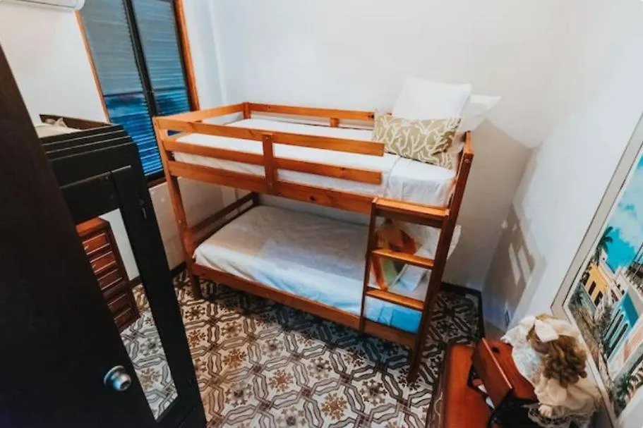 305 San Sebastian St Daire San Juan