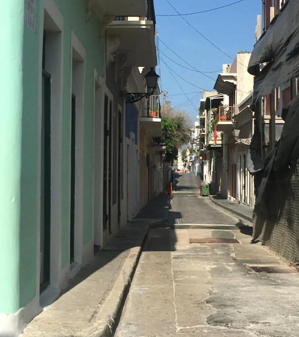 305 San Sebastian St Daire San Juan